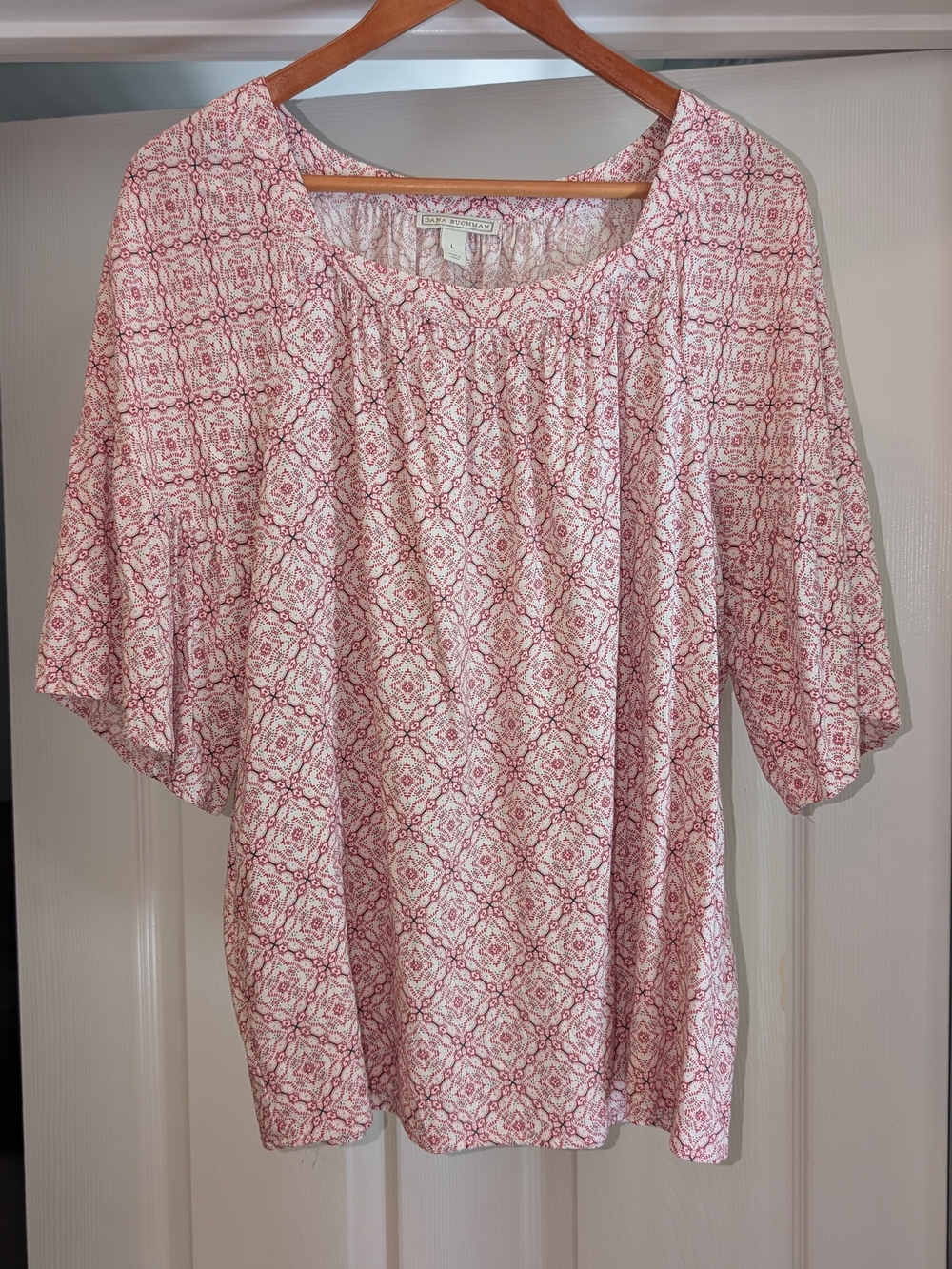 Dana Buchman Pink and White Printed Scoop-Neck Peasant Top